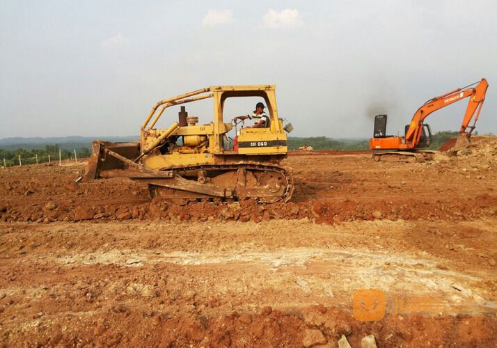 Tanah urugan merah super