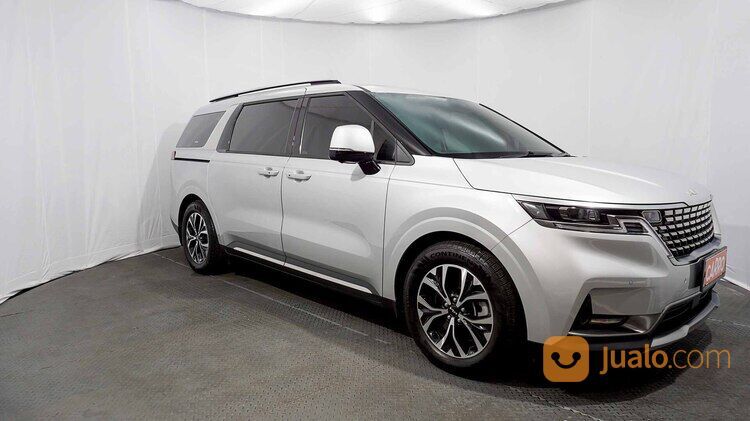 Kia Carnival 2.2 Premier AT 2021 Silver