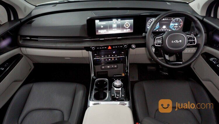 Kia Carnival 2.2 Premier AT 2021 Silver