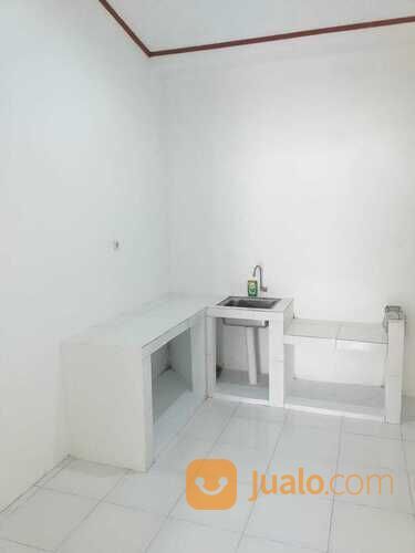 Rumah sepatan viola di tangerang