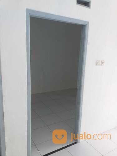 Rumah sepatan viola di tangerang