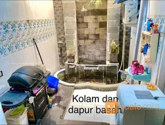 RUMAH MEWAH 3 LANTAI DI PERUMAHAN BTP MAKASSAR