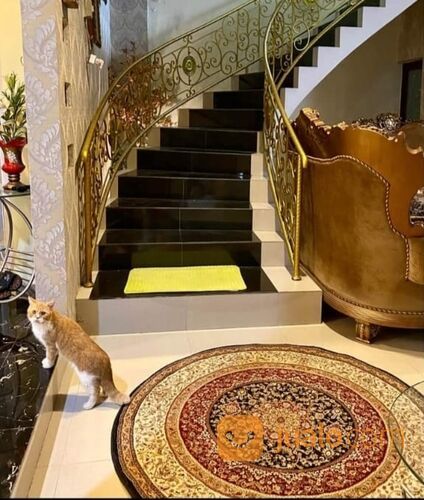 RUMAH MEWAH 3 LANTAI DI PERUMAHAN BTP MAKASSAR