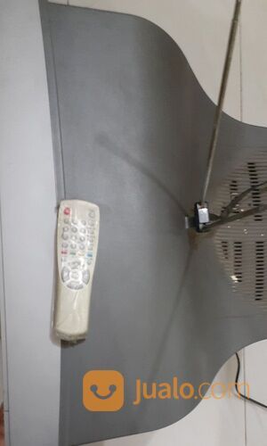 TV Tabung 21' merk Samsung Layar Flat Kondisi Hidup/Nyala