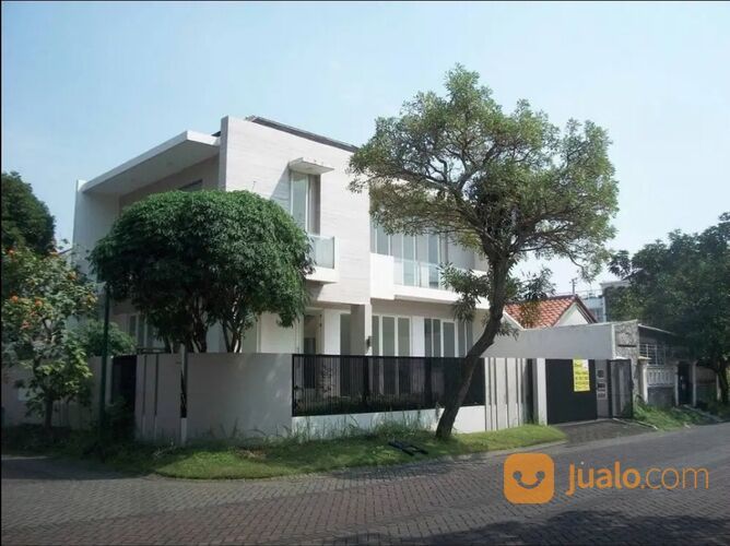 Rumah Taman Puspa Raya Citraland Surabaya - Baru 2 Lantai - Hook - Taman Asri + PAGAR