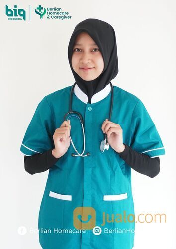 perawat jaga rumah sakit