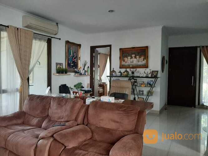 Rumah Cluster Eternity - The Icon Unfurnished