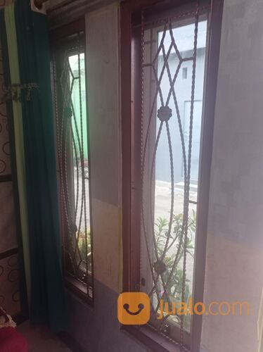 Rumah 2 Lantai di Perum Bougenville Kebumen (Butuh Uang Segera)