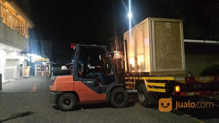 Sewa Forklift Kebon Jeruk 081282428686