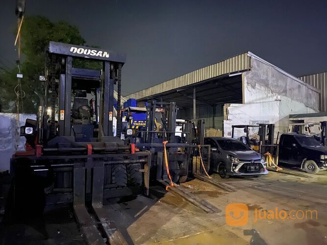 Sewa Forklift Kebon Jeruk 081282428686