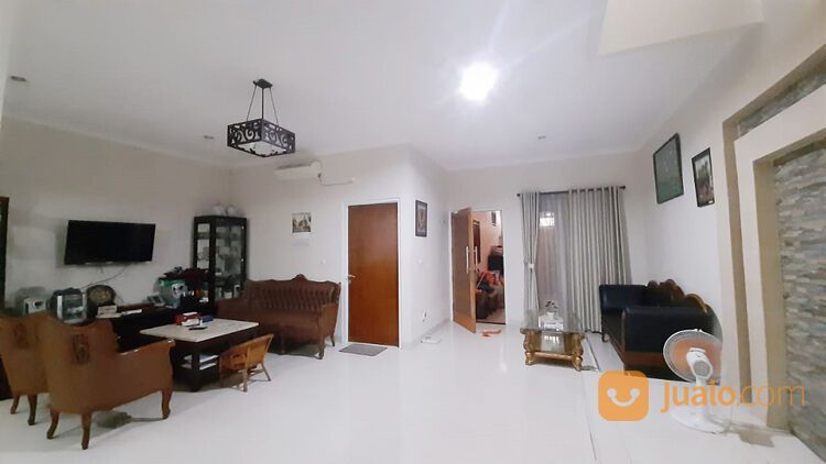 Rumah di Pondok Bambu Dekat Mall Cipinang Indah, RS Yadika Pondok Bambu, Toserba Yogya Pondok Bambu