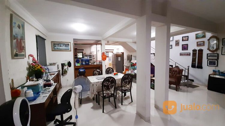 Rumah di Pondok Bambu Dekat Mall Cipinang Indah, RS Yadika Pondok Bambu, Toserba Yogya Pondok Bambu