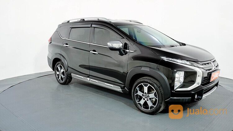 Mitsubishi Xpander Cross MT 2020 Hitam