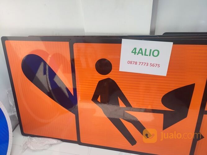 Rambu lalu lintas 90cm HIP dan ACP