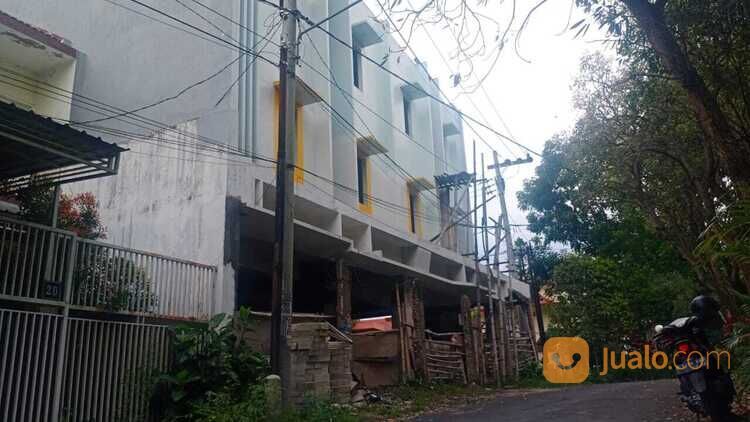 Rumah kost super murah luas strategis 3 lantai di Sigura-Gura Malang