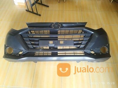 Bumper depan Daihatsu Sigra tahun 2018