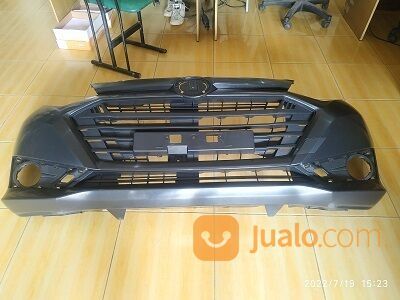 Bumper depan Daihatsu Sigra tahun 2018