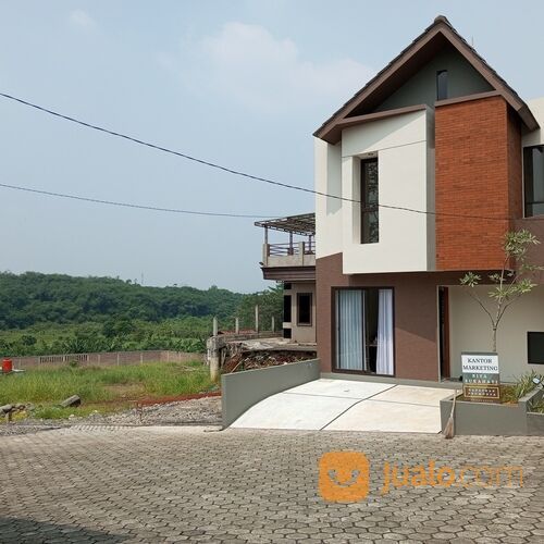 Rumah 2 Lantai di Sukahati Cibinong Bogor