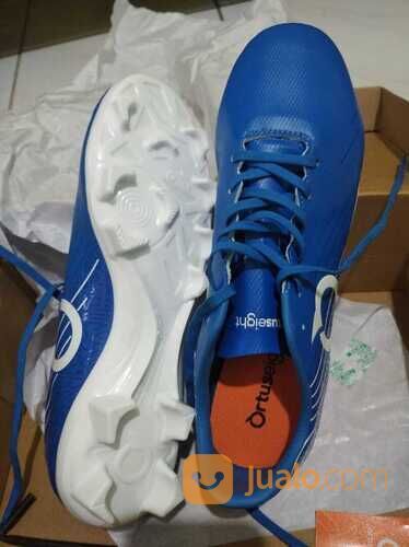 Sepatu Bola Ortuseight ORI