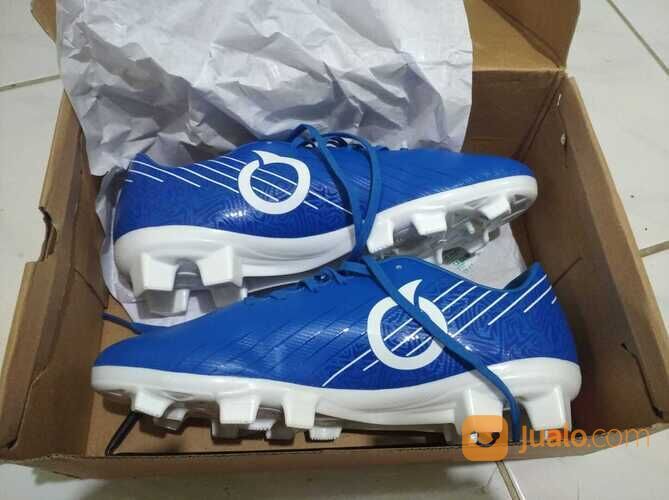 Sepatu Bola Ortuseight ORI