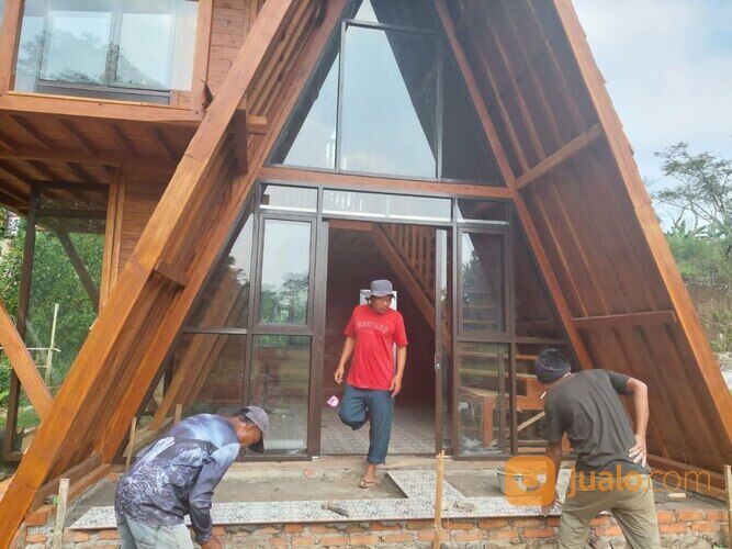 Villa vintage kayu di puncak cisarua Bogor