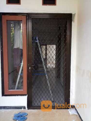 Pintu Kasa Nyamuk, Pintu Expanda Aluminium