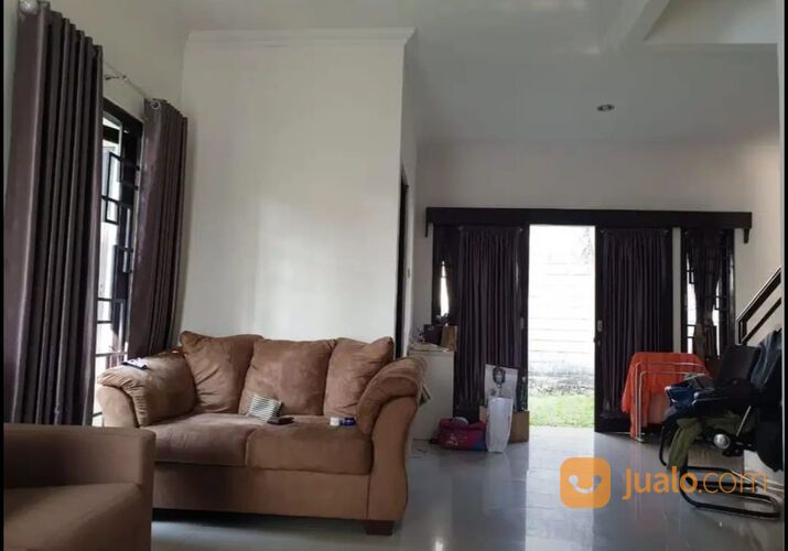 Rumah dalam perumahan elit jalan palagan km 10