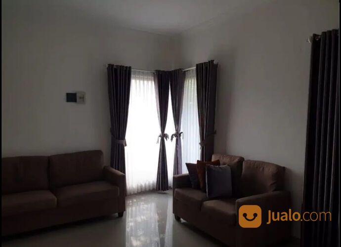 Rumah dalam perumahan elit jalan palagan km 10