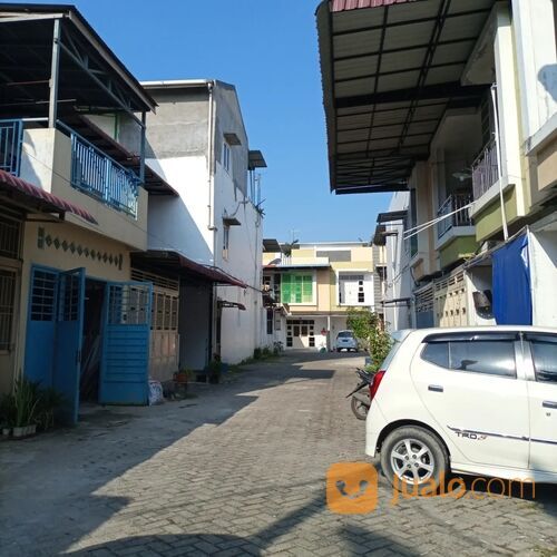 KOMPLEK MARELAN CENTER POINT SEBERANG IRIAN SUPERMARKET JL MARELAN RAYA PASAR II MEDAN MARELAN