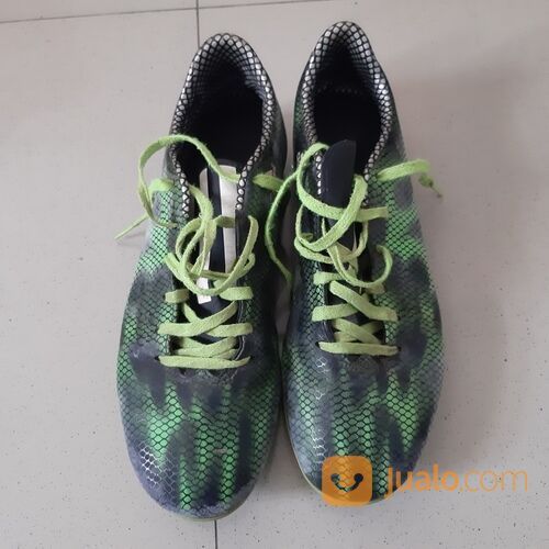 Sepatu Bola Adidas F10 FG Second