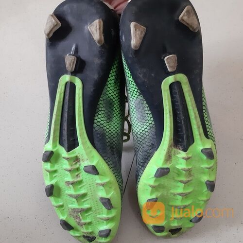 Sepatu Bola Adidas F10 FG Second
