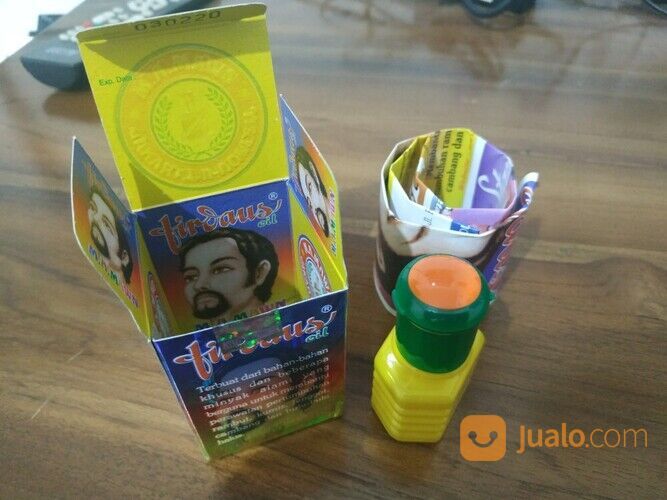 OBAT / MINYAK PENUMBUH RAMBUT, KUMIS, JENGGOT, JAMBANG - FIRDAUS OIL - Murah dan Terkenal Sejak 1957