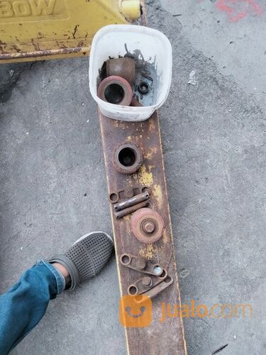Service hand pallet, dongkrak, hydrolis Surabaya Sidoarjo gersik