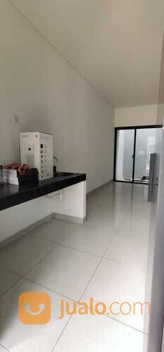 Rumah brand new Cluster Wisteria luas 7x12 84m2 type 3KT Metland Menteng Cakung Jakarta Timur