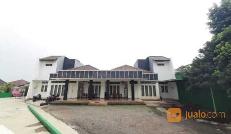 Rumah Mewah dan Luas dengan Bangunan Modern di Gema Pesona Estate