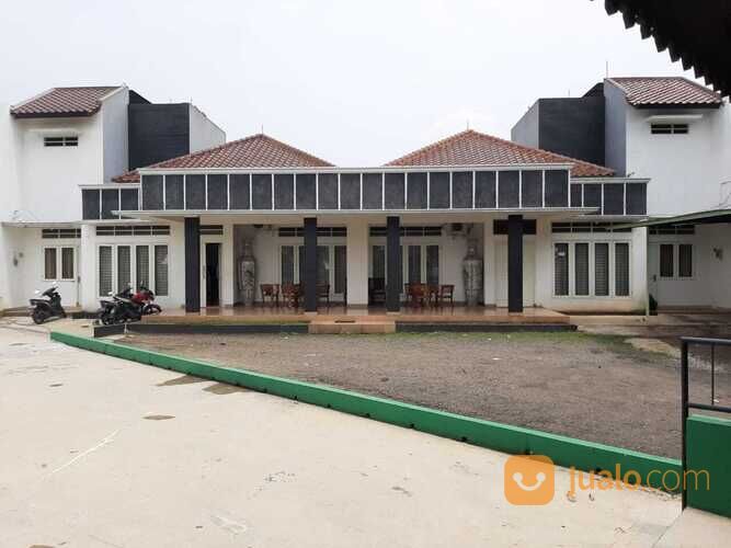 Rumah Mewah dan Luas dengan Bangunan Modern di Gema Pesona Estate