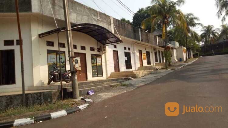 Rumah Mewah dan Luas dengan Bangunan Modern di Gema Pesona Estate