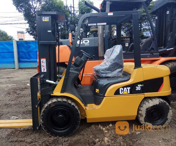 Rental Forklift Termurah di Jati Asih dan Pondok Gede Bekasi 24 Jam Operator Siap Kerja