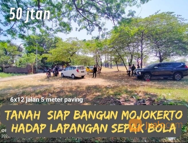 Tanah View Lapangan Bola Bangsal Mojokerto