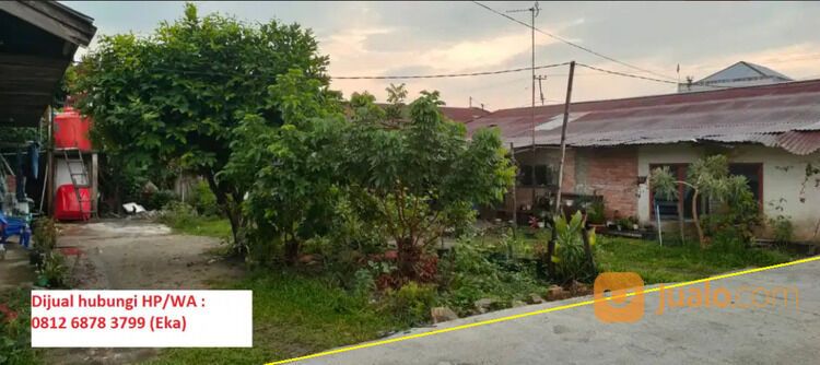 RUMAH DIHITUNG TANAHNYA SAJA DI TENGAH KOTA PEKANBARU DENGAN PROSPEK BISNIS YANG BAGUS