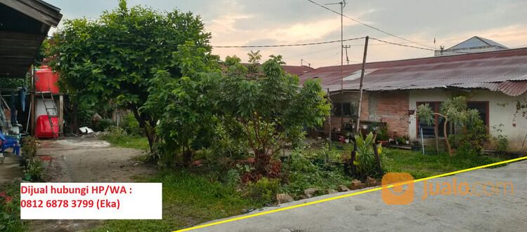 RUMAH DIHITUNG TANAHNYA SAJA DI TENGAH KOTA PEKANBARU DENGAN PROSPEK BISNIS YANG BAGUS