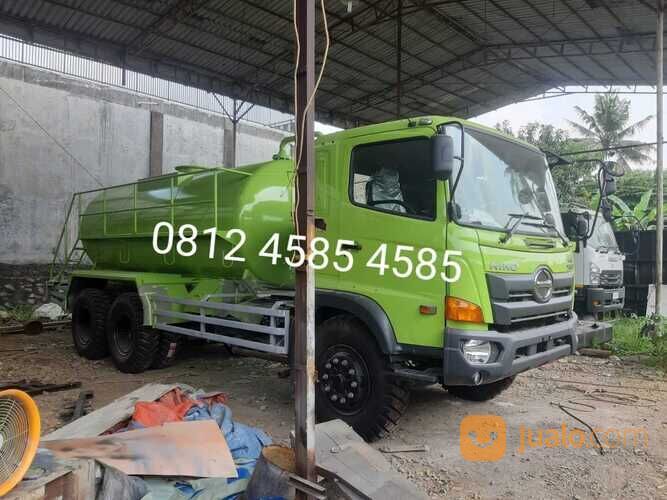 Harga Truk tangki Vacuum Truk Tangki Vakum Penyedot Lumpur 10.000 Liter