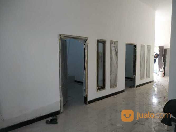 New Gress Dekat Pucang, Transmart Ngagel, Starbucks