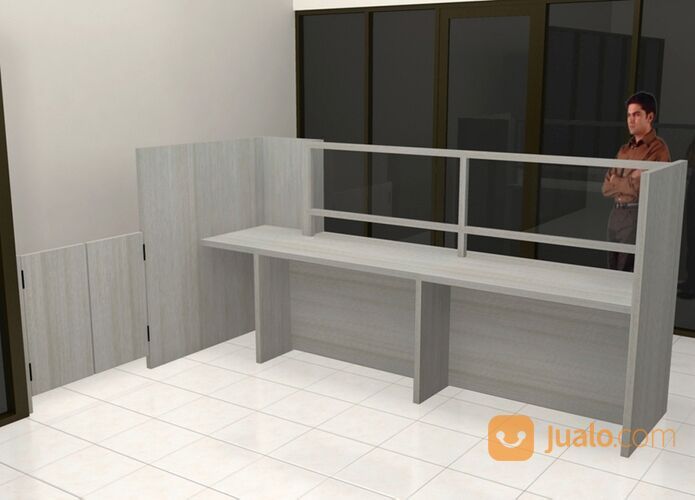 Meja Resepsionis Dengan Pintu Koboi