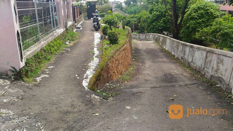 KOST-KOSTAN 8 KAMAR DI SAMPING KAMPUS POLTEKPAR NHI BANDUNG