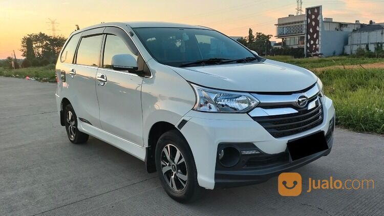 Xenia R Sporty 2017 Metic
