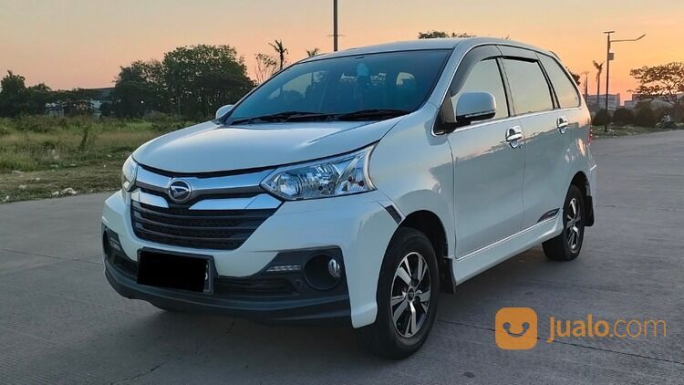 Xenia R Sporty 2017 Metic