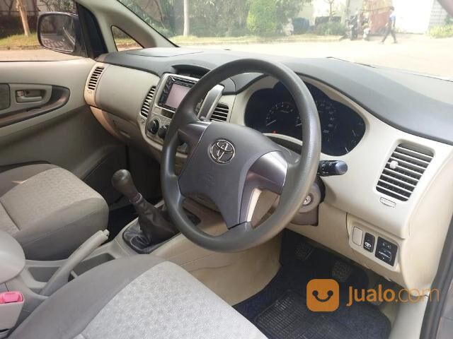 Toyota Kijang Innova 2014 Abu abu Tua Diesel