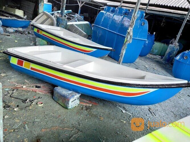 perahu memancing fiberglass atau perahu sampan fiberglass