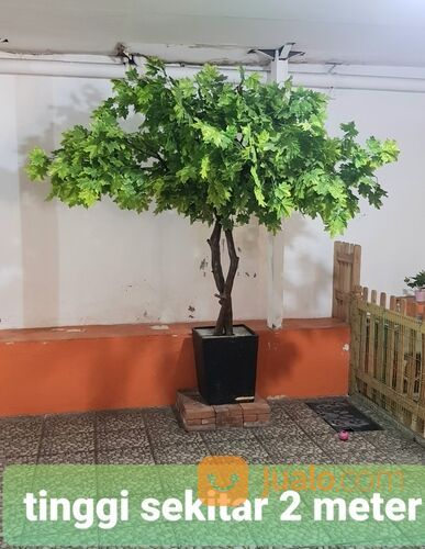 Pohon tanaman plastik